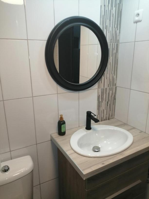 Appartement Tout Proche De Bourg-En-Bresse Peronnas Exteriör bild
